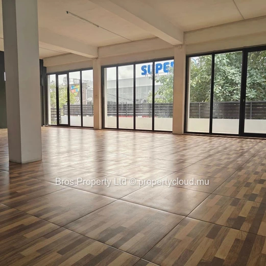 Commercial Space for Rent - Goodlands (Main Road) | Rs 80,000/month