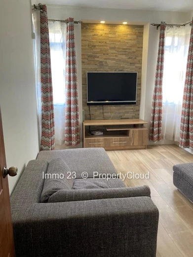 Maison / Villa - 5 chambres - Eb00e8ne - Ref. MA45488LO