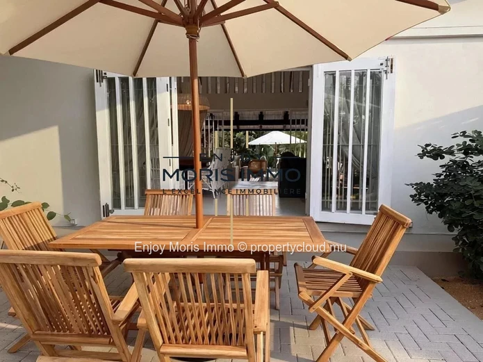 Modern Villa with Swimming Pool – For rent in Calodyne