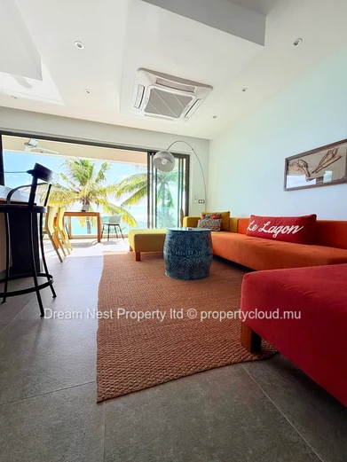 Beachfront Penthouse | Péreybère, Mauritius