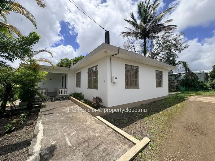 House for rent in Quatier Militaire - Close to all amenities