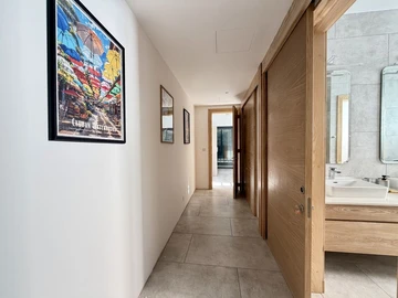 4 Bedroom Apartment