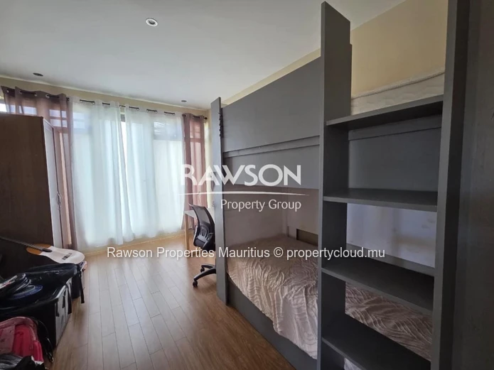 4-Bedroom Villa | Private Pool | Secure | Pereybere