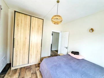 Luxurious 5-Bed Oasis with Pool in Pereybere, Grand Baie