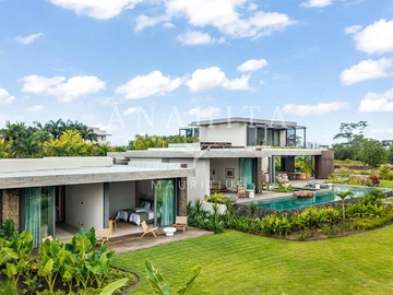 4 Bedroom Villa