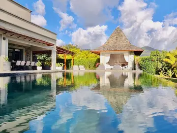 Luxury contemporary villa, without vis-à-vis, close to nature in Black River, Mauritius