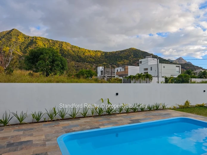 Villa Moderne de 3 Chambres Près du Spot de Kitesurf – La Gaulette, Maurice