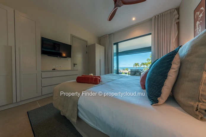 Beachfront 3-Bedroom Apartment with Beach & Mountain Views – West Coast Mauritius