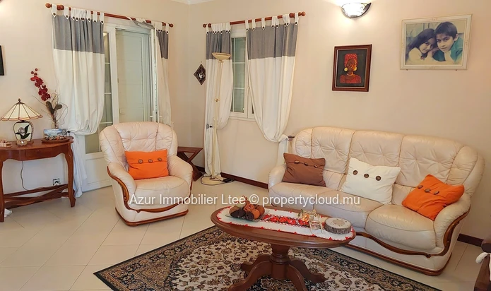 FLOREAL: 4-bedroom house