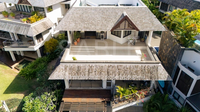 4-Bedroom Penthouse for Sale in Tamarin with 379m² Living Space