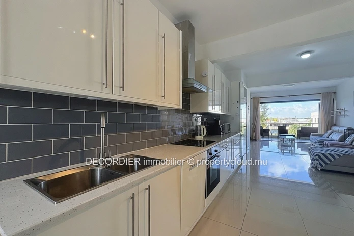 Spacious Apartment for Rent – Pereybère