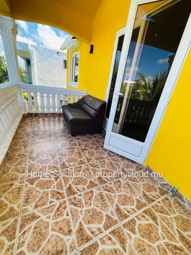 Superbe appartement 2 chambres au 1?r étage avec jardin