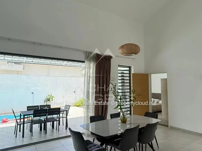 Villa Meublée de 3 Chambres avec Piscine dans une Résidence Privée – Grand Baie