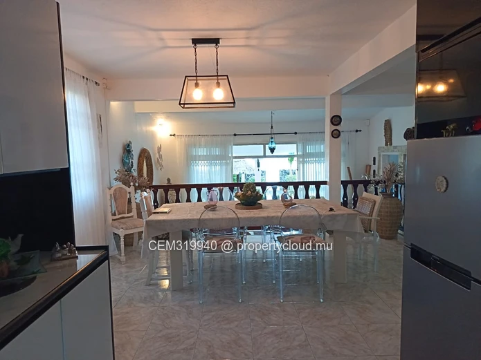 Beachfront Bungalow for Rent – Blue Bay, Mahébourg