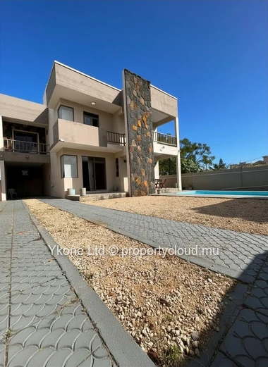 House For Rent In Trou aux Biches