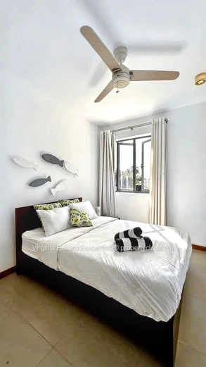Appartement à Louer à Pereybere : 3 Ch, Piscine Commune