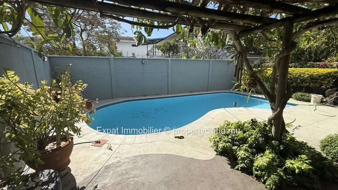 3-Bedroom Villa With Swimming Pool And Independent Guest Suite – Calodyne