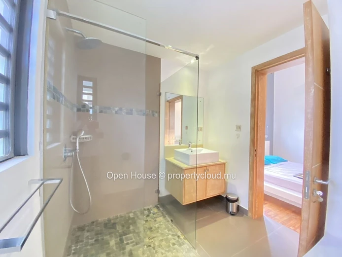 For Rent - Furnished 4-bedroom villa + independent studio - private pool - sought-after complex - ideally located - G...