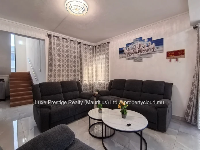 5-Bedroom Potential Villa with Private Swimming Pool for Rent in Grand Gaube, Mauritius