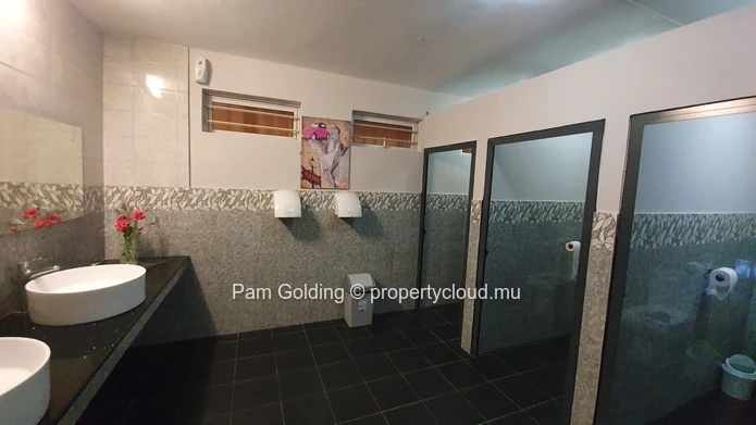 Calodyne - Function hall building for sale - Pam Golding Properties