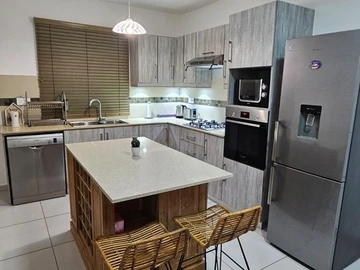 3 Bedroom Townhouse, Duplex