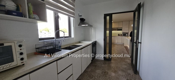 Appartement d'Exception à Vendre – Curepipe | 260 m²