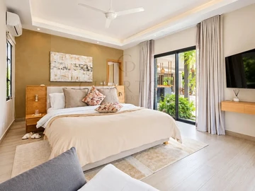 4 Bedroom Villa