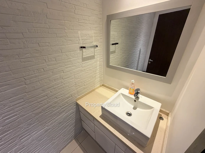 À Louer | Appartement De 2 Chambres Sur L’Esplanade De La Croisette, Grand-Baie | Rs 60 000 Par Mois