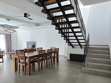 4 Bedroom Villa
