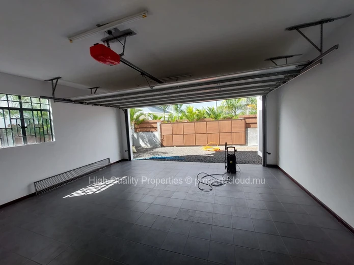 Location: Villa luxueuse de 5 chambres à Pereybere, Grand Baie