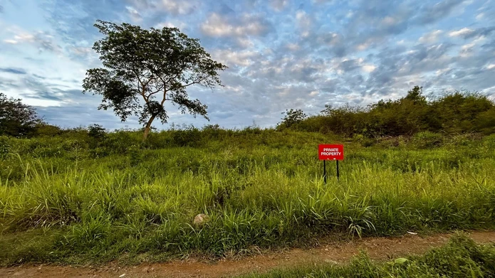 Land for sale in Anse la raie