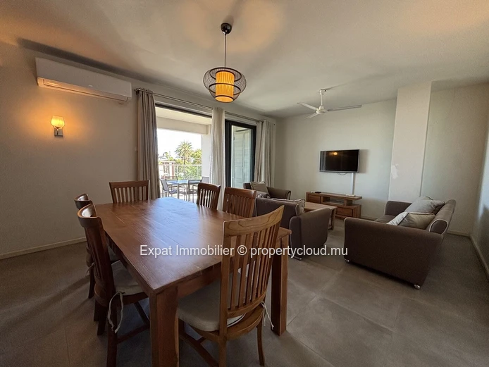 3-bedroom apartment with swimming pool, 5 minutes from the beach – Mont Choisy