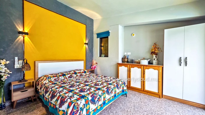 VENTE - Villa de Prestige avec Piscine – 3 Chambres à Mont Piton