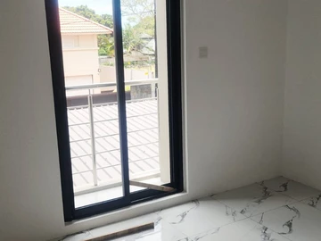 3 Bedroom Townhouse, Duplex