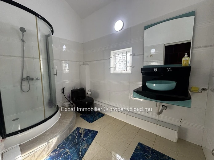 Fully Air-Conditioned 3-Bedroom Duplex In A Secure Residence With Swimming Pool – Grand Baie