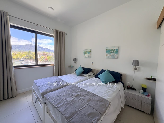 FOR RENT - Elegant Marina Apartment in Black River