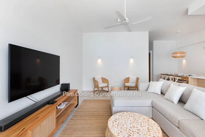 Appartement de 3 chambres au premier étage avec vue sur l’océan à vendre à Grand Gaube, Île Maurice