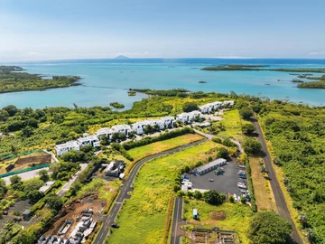 Spacious 3-Bedroom Penthouse with Lagoon View for Sale at St. Antoine Residences – North Coast Mauritius