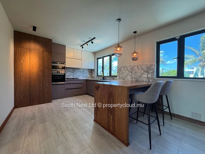 Furnished 3-bedroom house close to the beach with open view