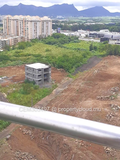 Terrain commercial et résidentiel 56.15 perches à vendre – Sodnac, zone high-rise