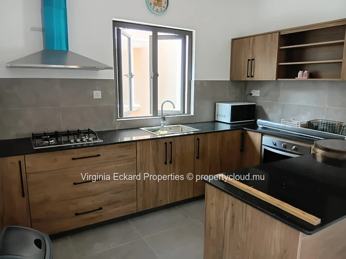 Duplex 3 ch meublé avec piscine, complexe résidentiel – Pereybere