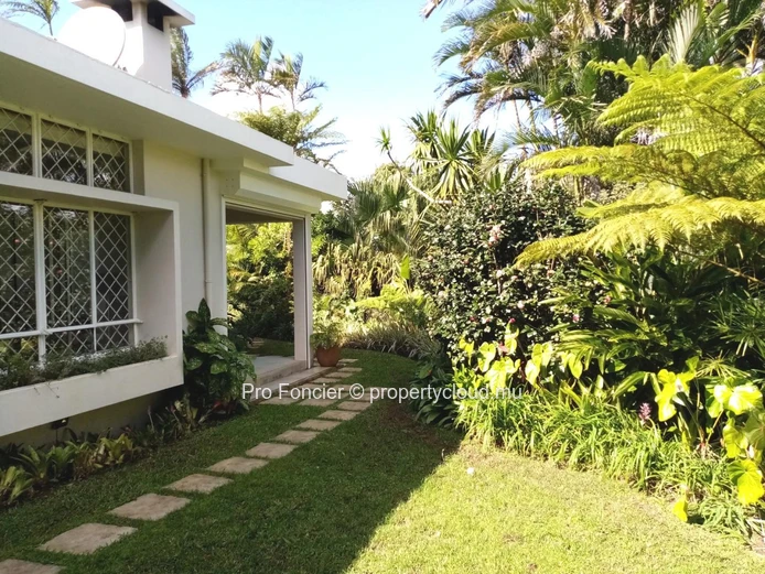 House in Curepipe - Modern and renovated 
