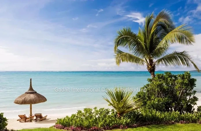 Luxury Villa for Sale in Mauritius – Exclusive Property with Private Beach, Pool and Permanent Residency – Gadait Int...