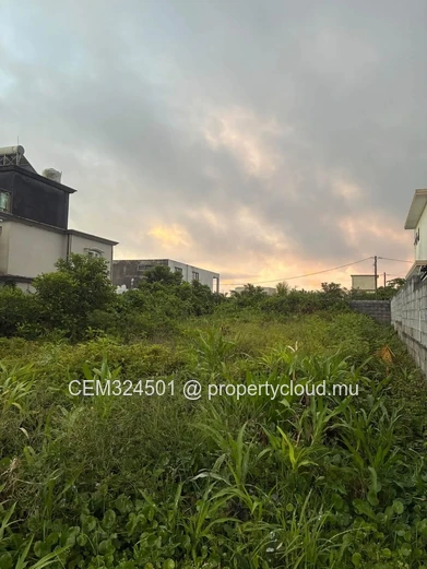 Residential Land for Sale – Curepipe