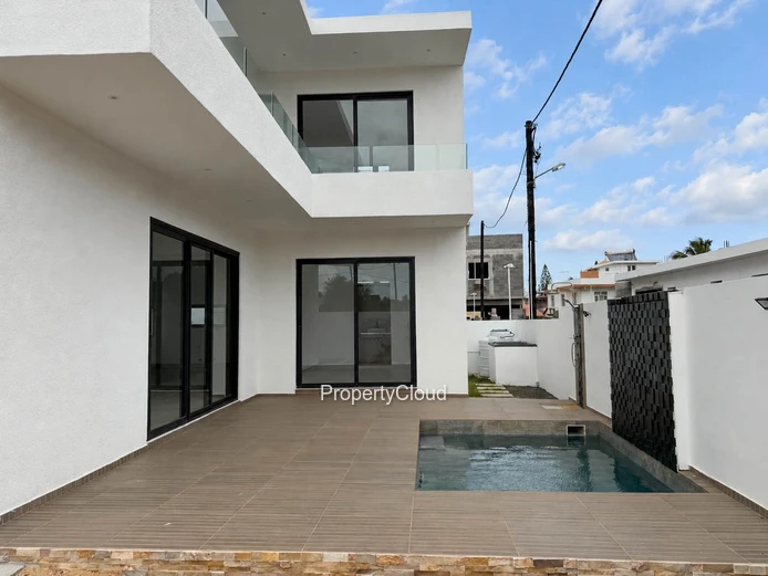 À Vendre | Villa Privée Avec Piscine | Trou-Aux-Biches | À Proximité De L’Une Des Plus Belles Plages De L’Île Maurice...