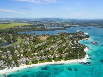 Prestigious villa with panoramic views and exclusive services for sale on the east coast of Mauritius