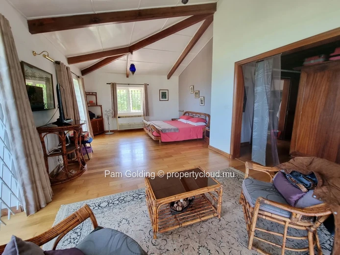 Beautiful spacious villa with all modern comforts.