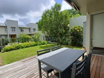 6 Bedroom Townhouse, Duplex