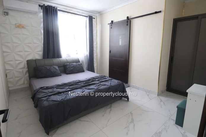 Spacieuse résidence familiale de 3 chambres avec salle de bains privative