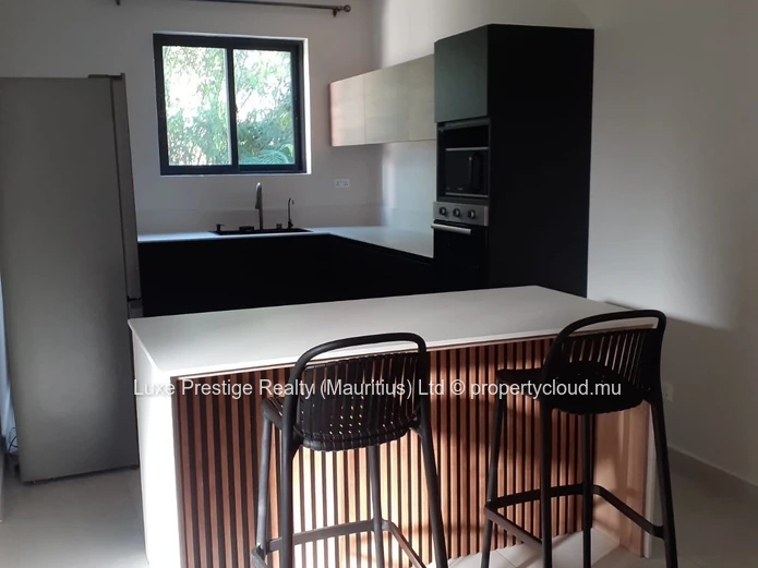 Villa Moderne et Spacieuse de 3 Chambres avec Piscine à Trou aux Biches